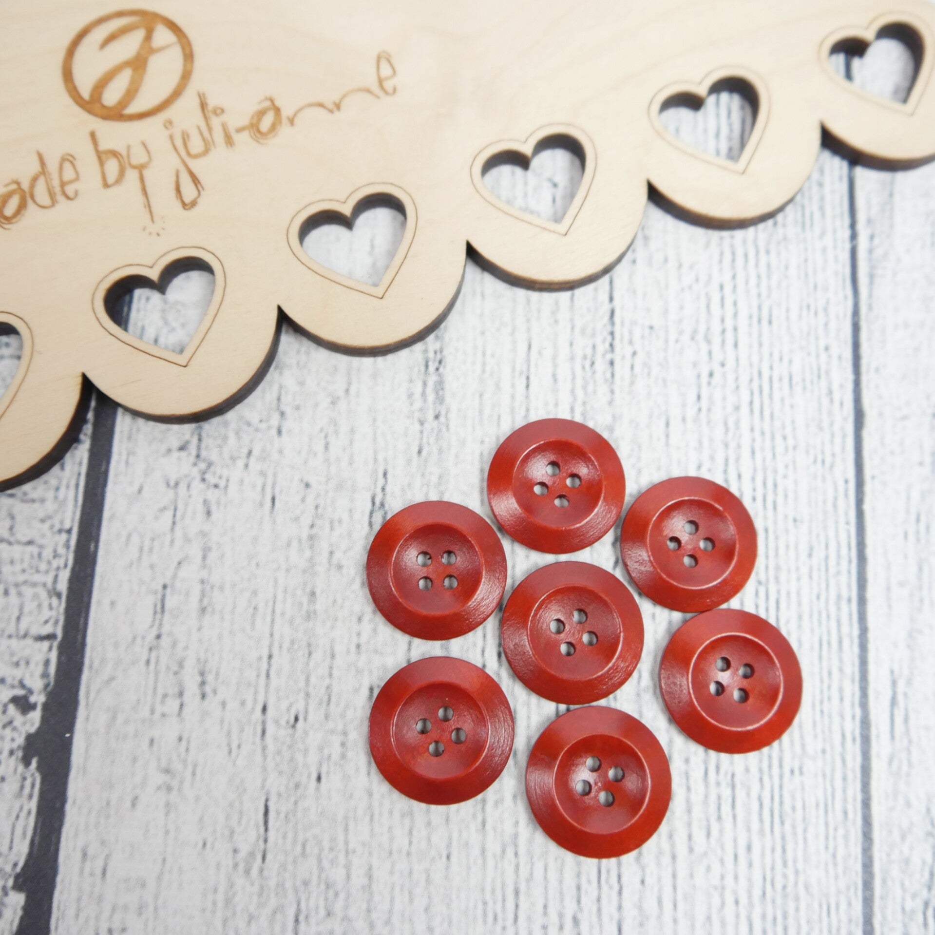 Knopf Holz Rotbraun lackiert 25mm