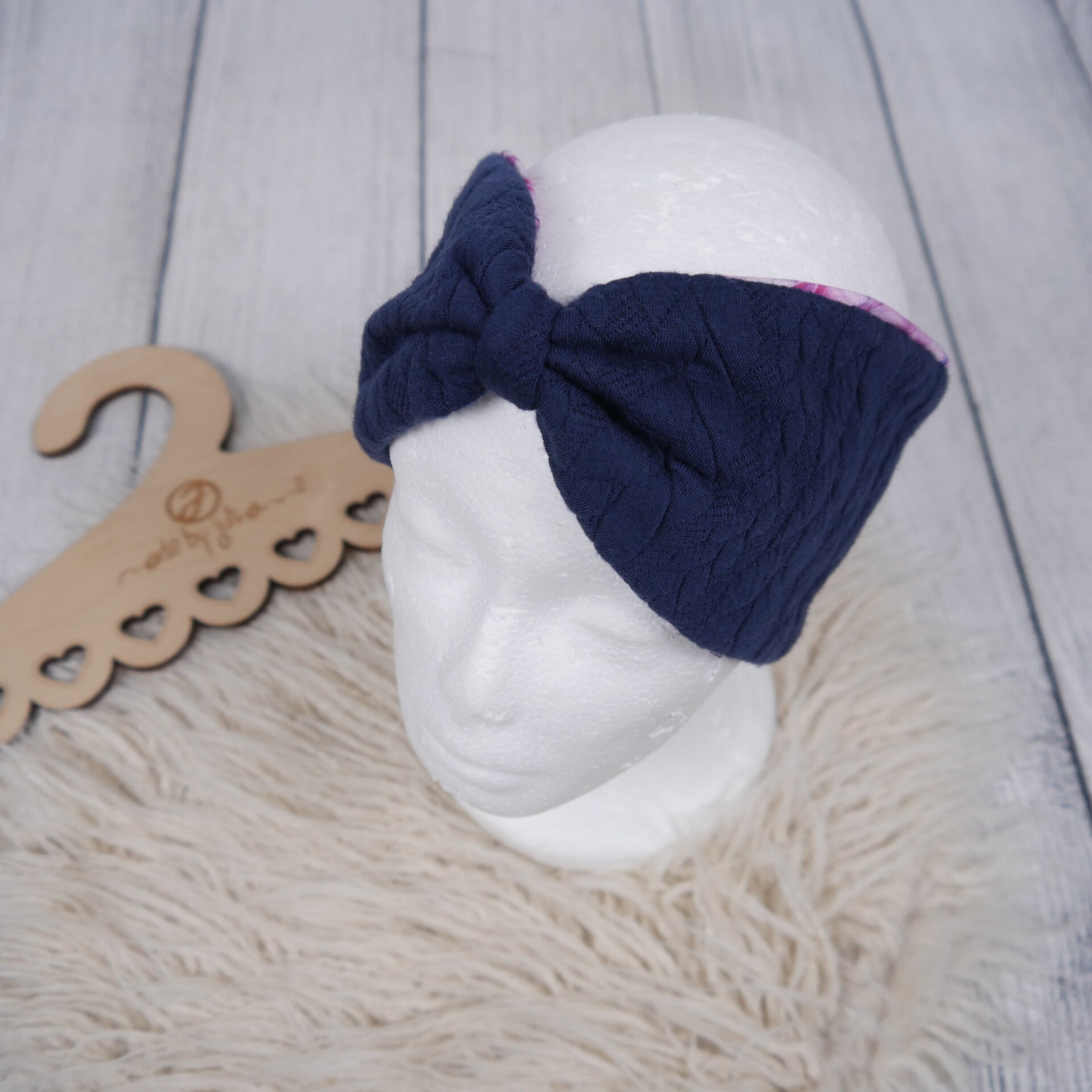 KU 53-57 Stirnband Knoten  - Zopfstrick Dunkelblau