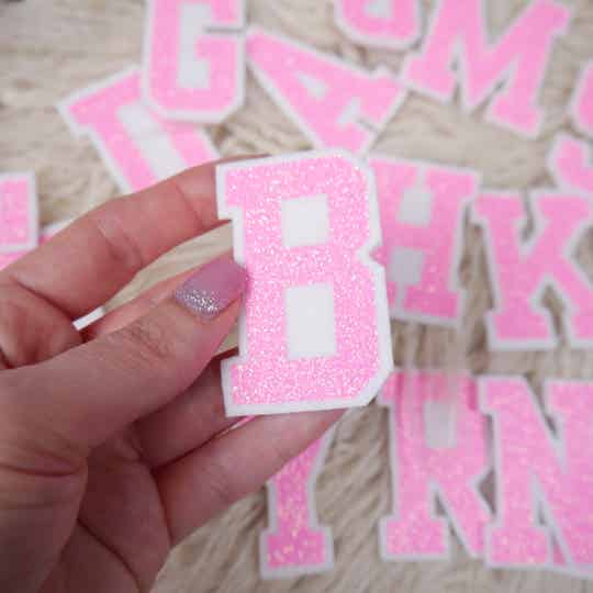 3D Glitzer Buchstabe im College Stil  - Neon Pink