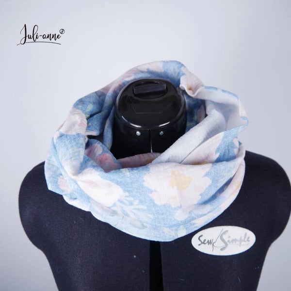 Damen: Musselin LOOP Schal - Flower Jeanslook