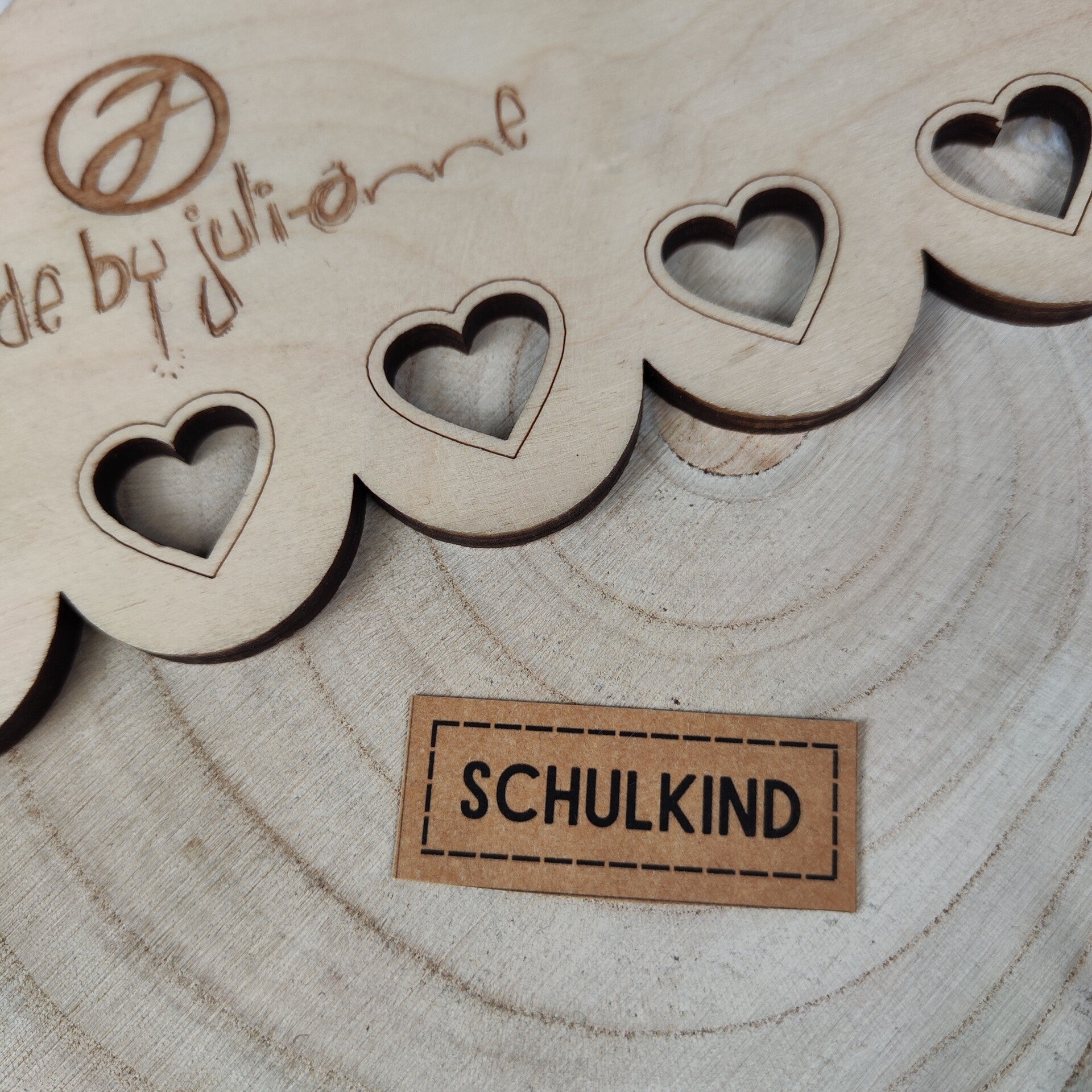 LABEL Schulkind