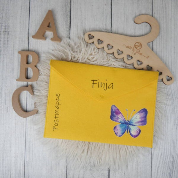 POSTMAPPE GELB  -Schmetterling- personalisiert