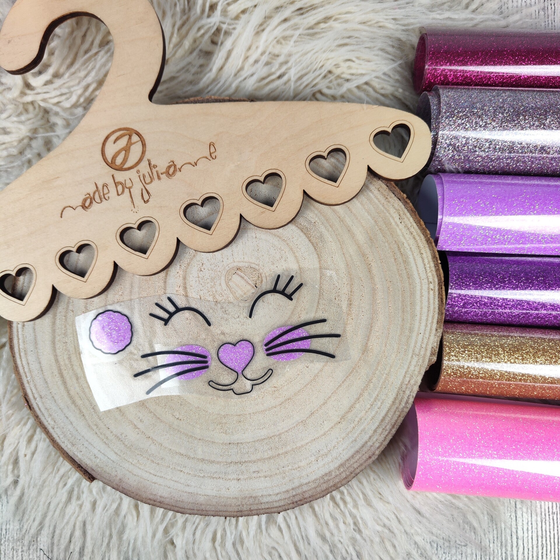 Bügelbild Hasengesicht mit Stummelschwänzchen zweifarbig Glitzer