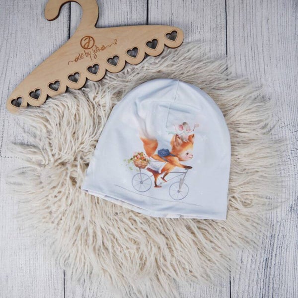 Beanie Fuchs auf Fahrrad