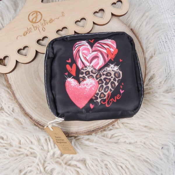 Mini Kosmetik & erste Perioden Täschchen für Mädchen - HERZEN SCHWARZ