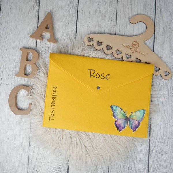 POSTMAPPE GELB - Schmetterling bunt  -  personalisiert