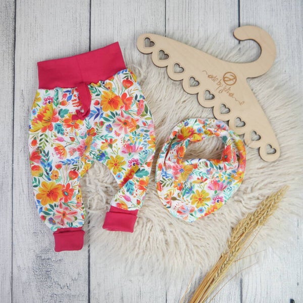 68 Set: Baggypants & Halstuch bunte Blumen