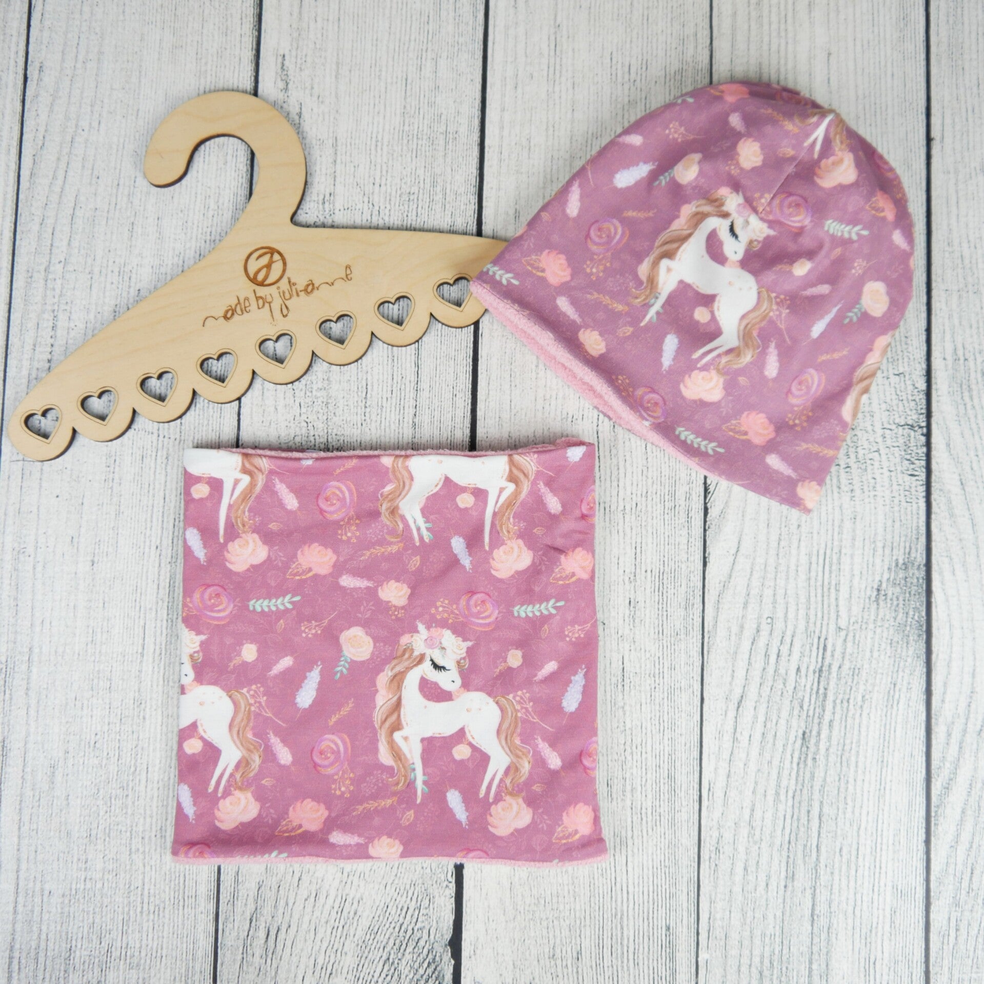 Set: Beanie & Schlupfschal Einhorn Beere