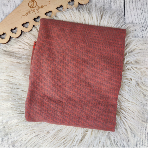 ABVERKAUF - STOFF 228 0,40m/Vb + Anhang Traumbeere Jacquard