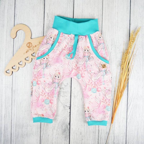 kurze Baggypants Waldfeen Rosa