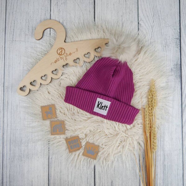 KU 45-48 Hipster Beanie Grobstrick Fuchsia  - Klett Wunschlabel