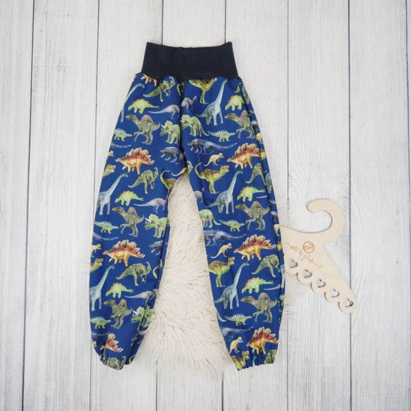 Gr. 98/104 Matschhose Softshell Dinos Dunkelblau