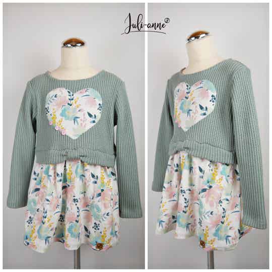 Girly Sweater - Grobstrick Dunkelmint Blumen