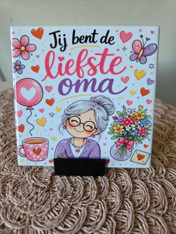 10.8 cm Tegel " Blije oma jij bent de liefste oma "