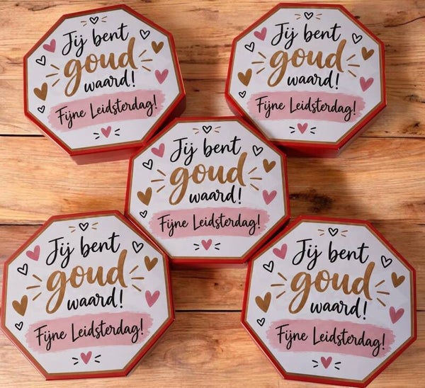 🍫 Celebrations 196 gram – Sticker Leidsterdag, Juf of Meester