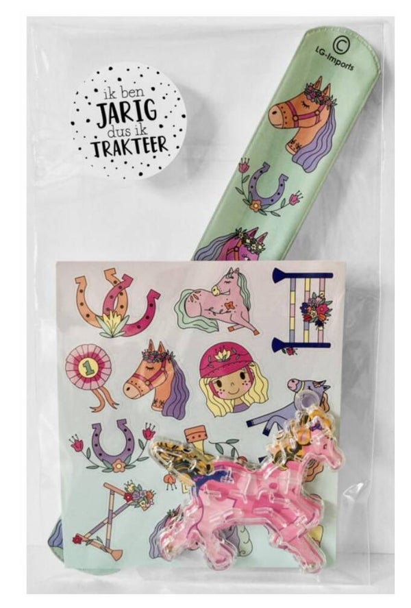 🐴🌸✨ **PAARDEN TRAKTATIE** ✨🌈🐎