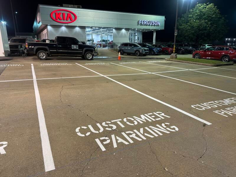parking_lot_striping_broken_arrow_ok_kia_ferguson-2-standard.jpg