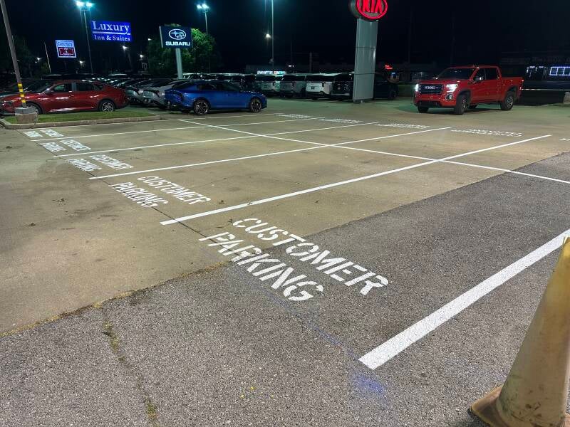 parking_lot_striping_broken_arrow_ok_kia_ferguson-3-standard.jpg