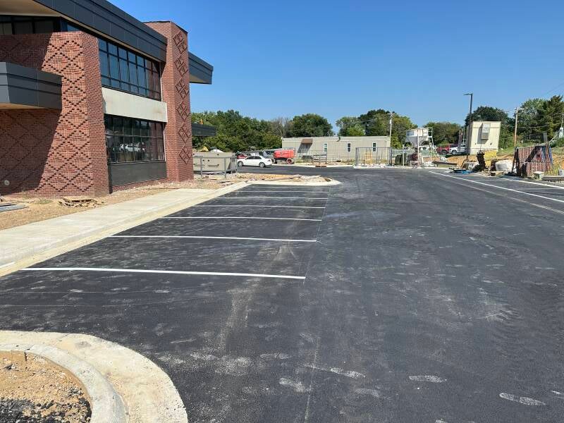 parking_lot_striping_sallisaw_ok_local_bank-13-standard.jpg