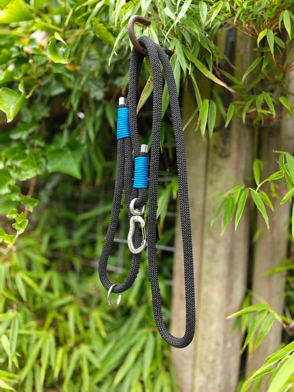 GRAB & GO - Hondenlijn 10mm zwart met middenblauw & ring in handvat - +/- 150cm.