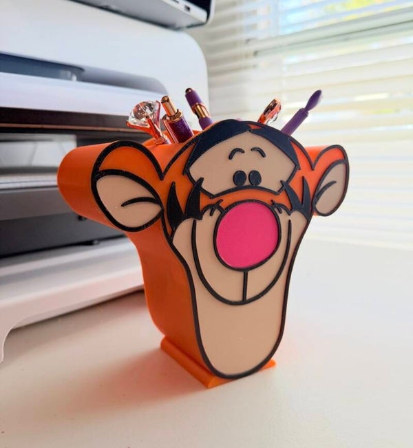 Tigger Pen holder