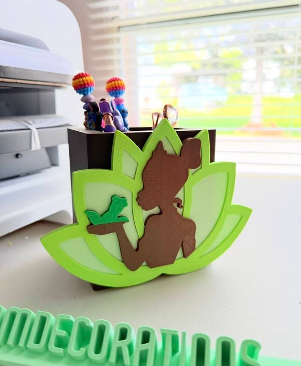 Pen holder T princess