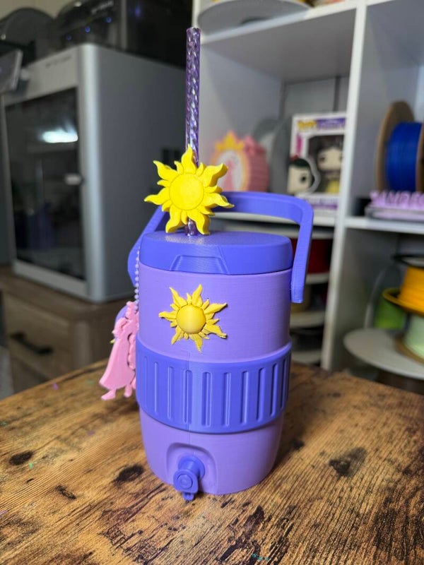 Mini can cooler Tangled