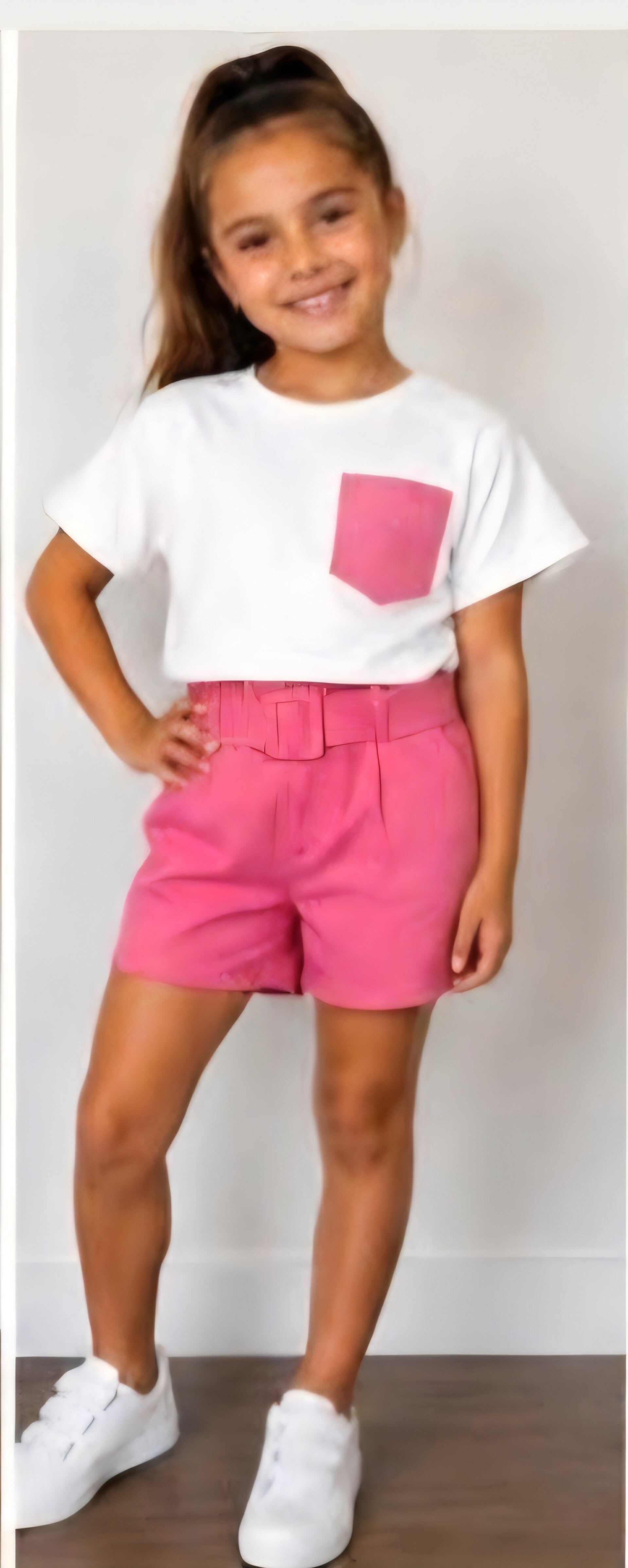 Zomers Meisjessetje – Wit T-shirt & Roze Short