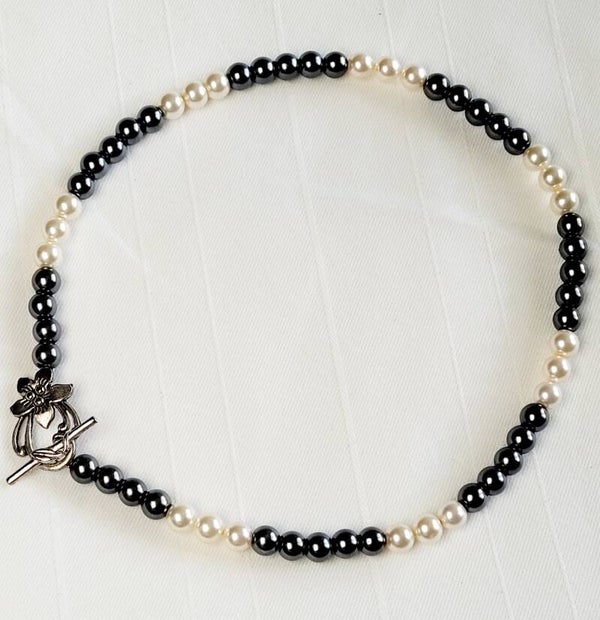Charcoal Pearl Necklace