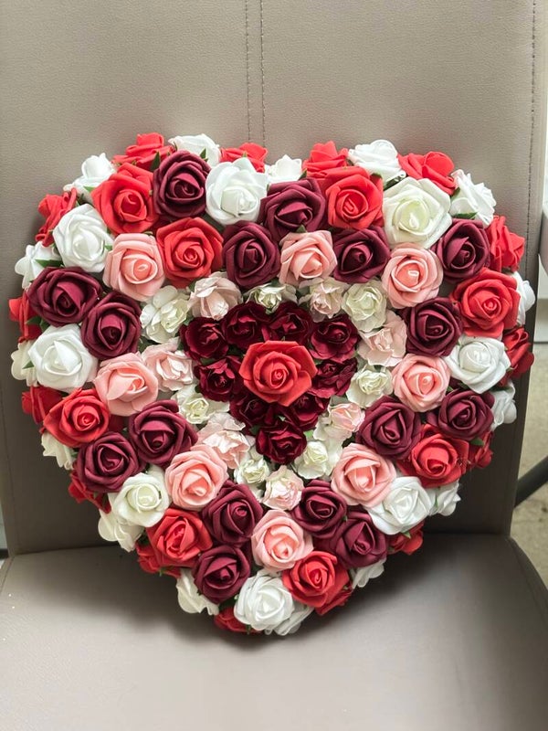 Coeur ❤️ de rose murale, fait main, décoration, florale, artisanale