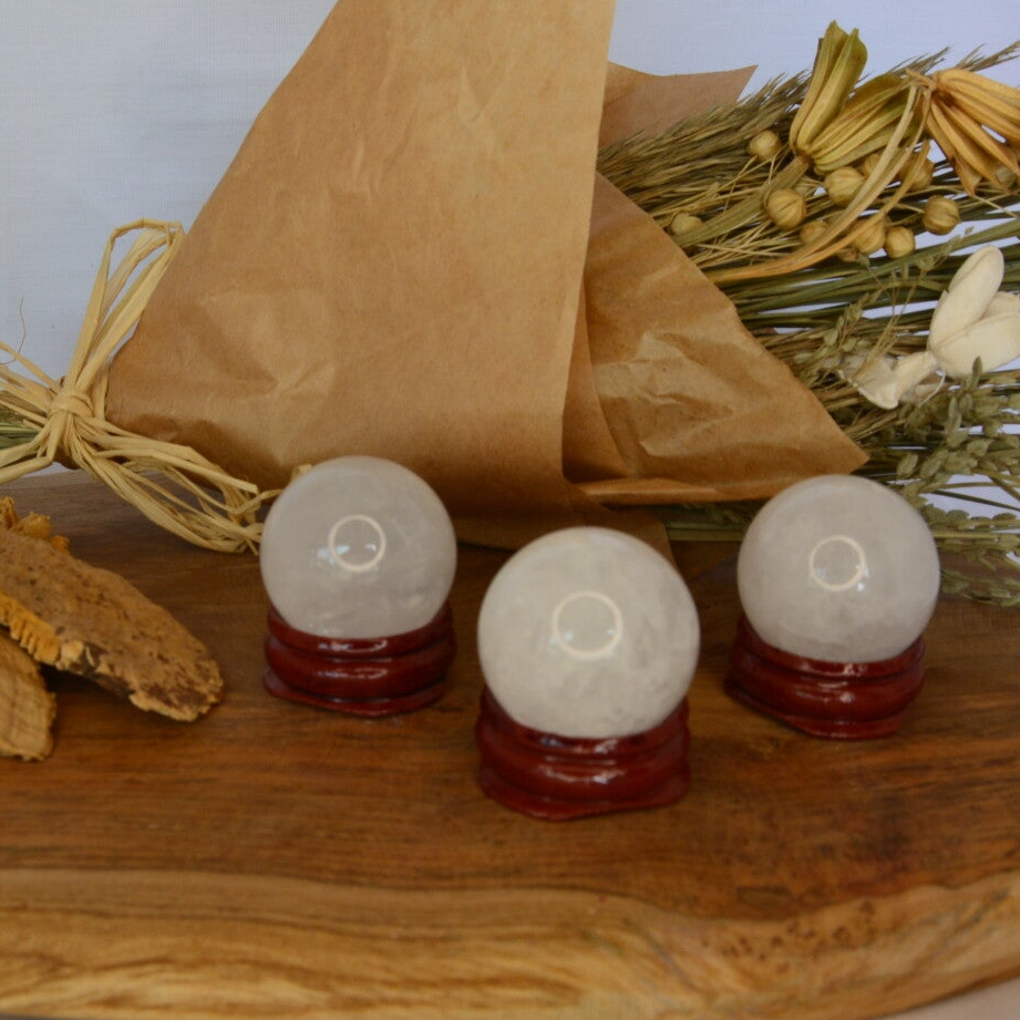 SPHÈRE 30MM CRISTAL DE ROCHE A 1 piece