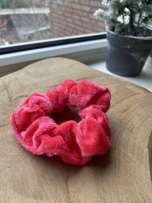 Rood/roze scrunchie