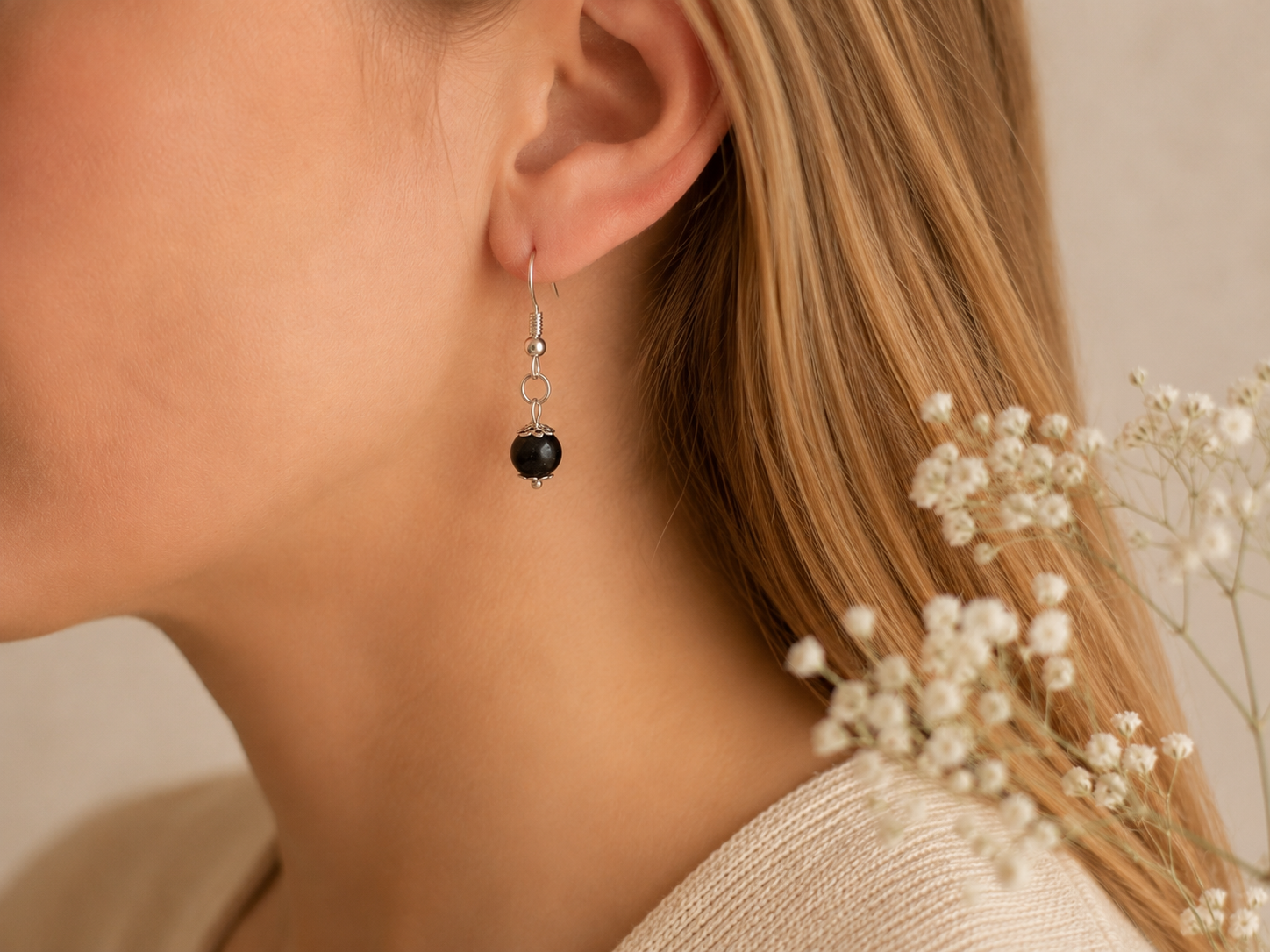 Elegante Oorbellen met Shungiet Kralen