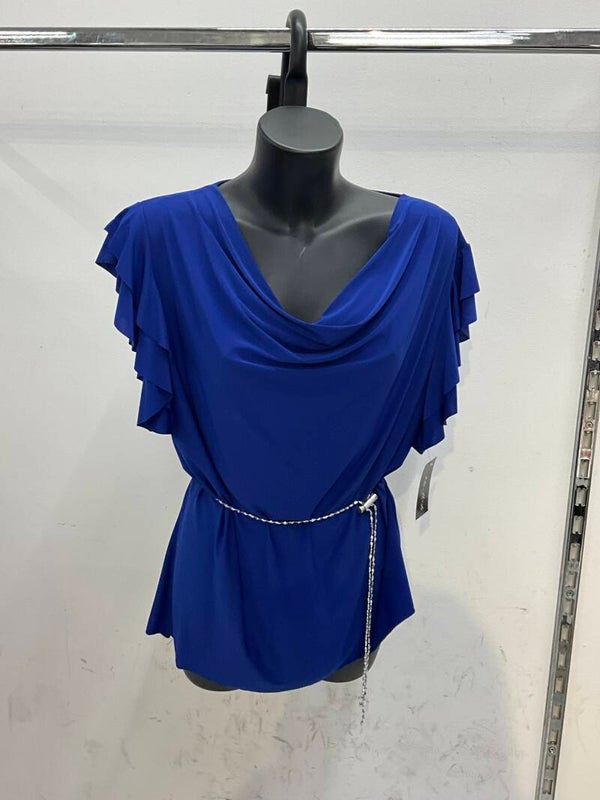 Vestito con scollo e maniche a volant