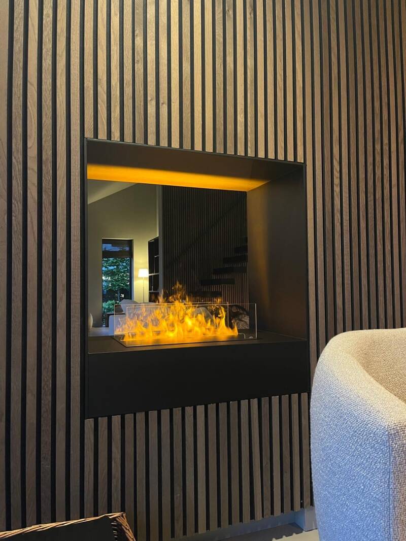 ayus-wand-met-vuur-standard-bvoisg.jpg