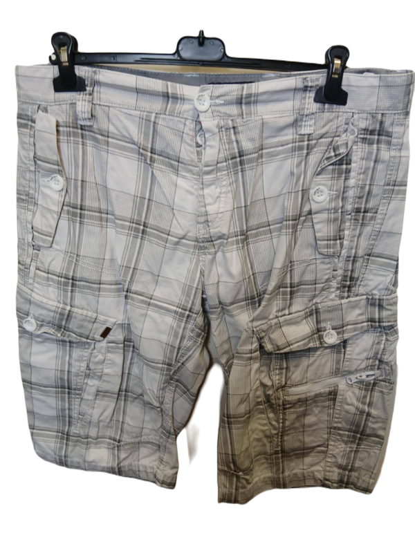 Short à carreaux taille 46
