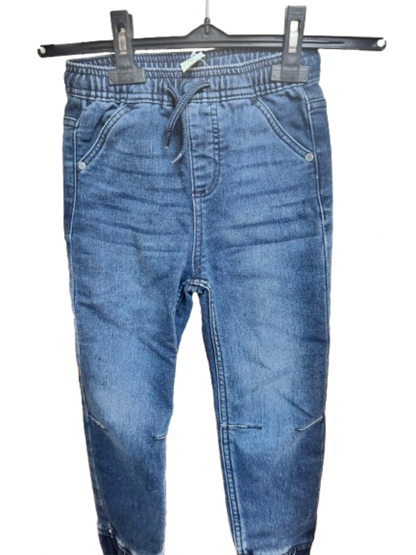 Jean bleu taille 6 ans