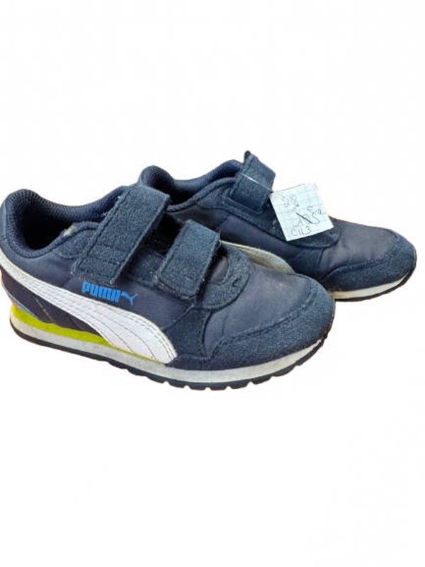 Basket Puma bleu taille 28