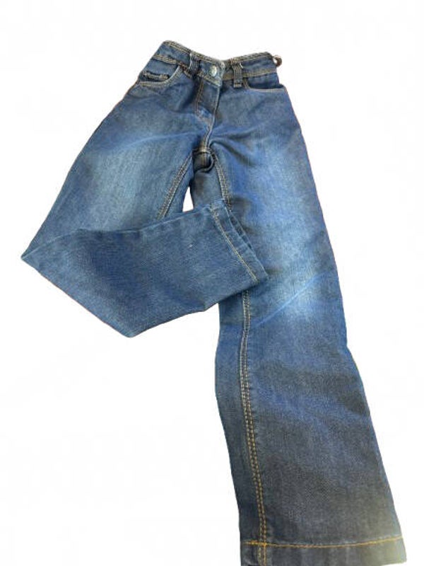 Jean bleu taille 4 ans