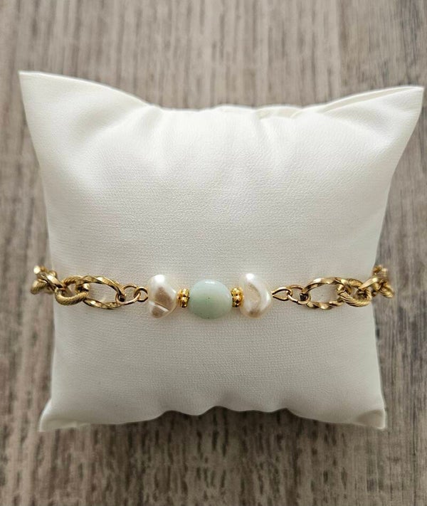 Bracelet doré perles nacrées & pierre naturelle