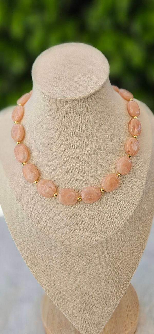 Collier grosses perles rose poudré – Élégance & Douceur 🌸