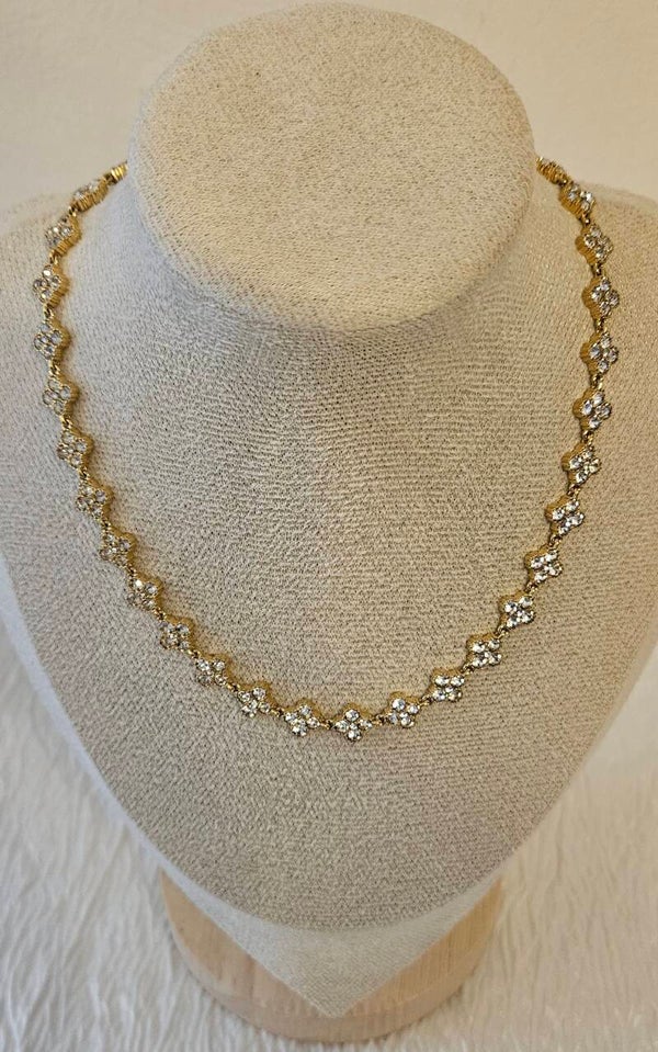 Collier Fleurs Scintillantes en Acier Inoxydable
