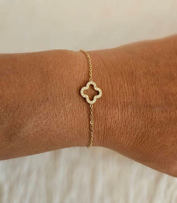 Bracelet Trèfle Doré en Acier Inoxydable – Strass Élégants