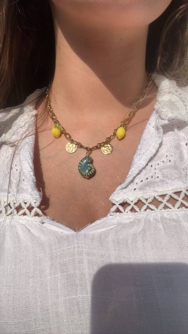Collier citron & coquillage 🍋 – chaîne dorée