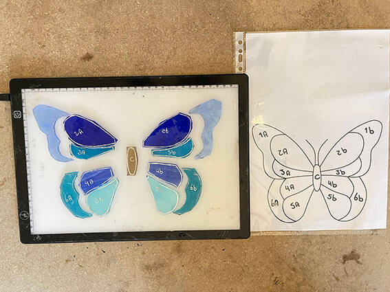 Tiffany glaskunst: Klaar om te slijpen