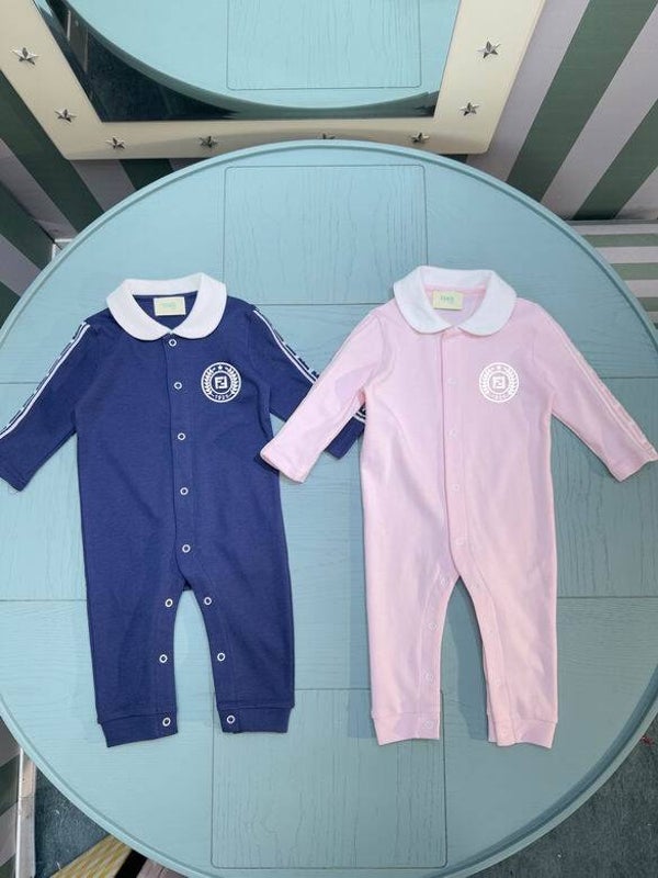 Fendi Baby Luxe Boxpak/Pyjama met Logo | Beschikbaar in Roze & Blauw (0-24 Mnd)