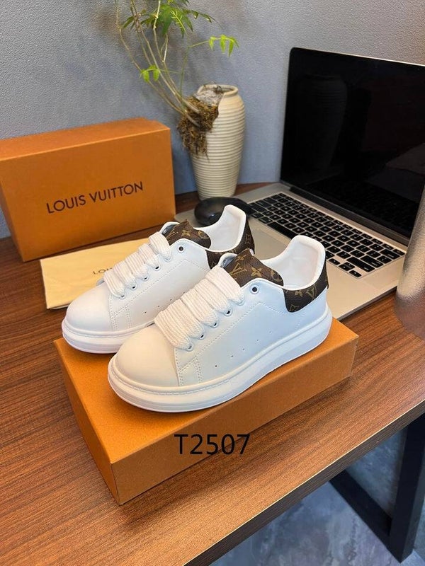 Louis Vuitton Sneakers voor Kinderen – Luxe Design met Iconisch Monogram (Maat 26–35)