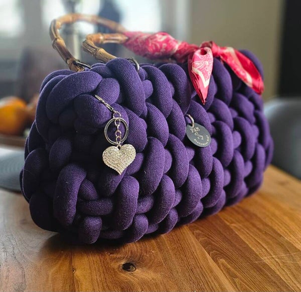 Trendiger Shopper in lila
