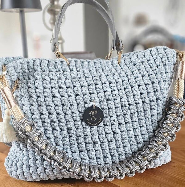 Häkeltasche taubenblau