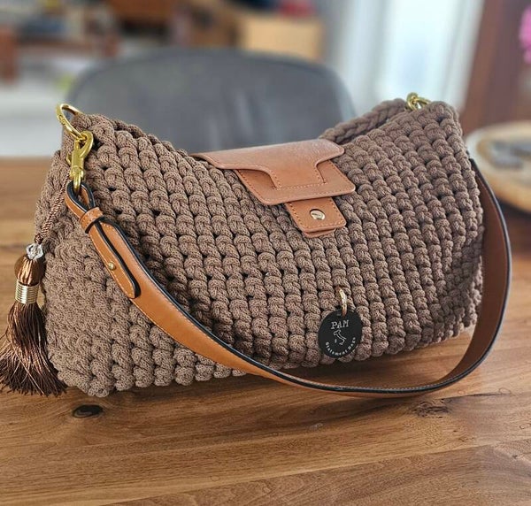 Häkeltasche zimtbraun